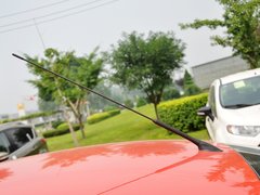 2013款 1.6T 手动 三门两厢版 ST