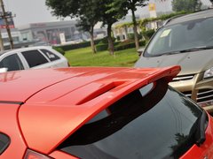 2013款 1.6T 手动 三门两厢版 ST