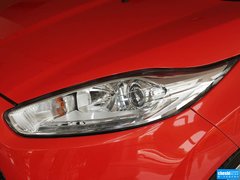 2013款 1.6T 手动 三门两厢版 ST