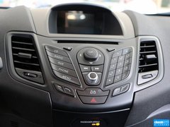 2013款 1.6T 手动 三门两厢版 ST
