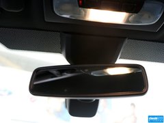 2013款 1.6T 手动 三门两厢版 ST