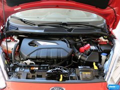 2013款 1.6T 手动 三门两厢版 ST