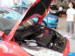 2013款 1.6T 手动 三门两厢版 ST