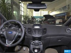 2013款 1.6T 手动 三门两厢版 ST