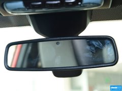 2013款 1.6T 手动 三门两厢版 ST