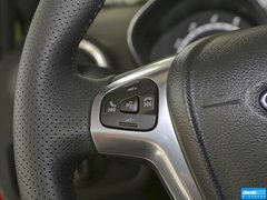 2013款 1.6T 手动 三门两厢版 ST