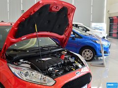 2013款 1.6T 手动 三门两厢版 ST