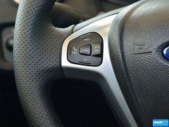 2013款 1.6T 手动 三门两厢版 ST