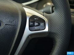 2013款 1.6T 手动 三门两厢版 ST