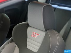 2013款 1.6T 手动 三门两厢版 ST
