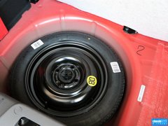 2013款 1.6T 手动 三门两厢版 ST