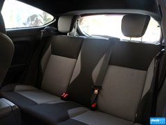 2013款 1.6T 手动 三门两厢版 ST