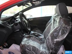 2013款 1.6T 手动 三门两厢版 ST