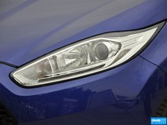 2013款 1.6T 手动 三门两厢版 ST