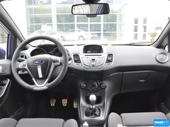 2013款 1.6T 手动 三门两厢版 ST