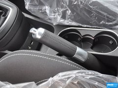2013款 1.6T 手动 三门两厢版 ST