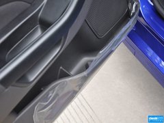 2013款 1.6T 手动 三门两厢版 ST