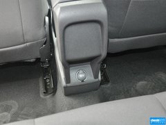 2013款 1.6T 手动 三门两厢版 ST
