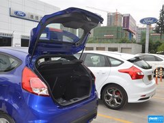 2013款 1.6T 手动 三门两厢版 ST