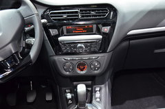 2014款 1.6L 自动 尊贵版