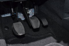 2014款 1.6L 自动 尊贵版