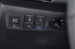 2014款 1.6L 自动 尊贵版