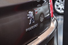 2014款 1.6L 自动 尊贵版