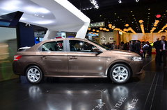 2014款 1.6L 自动 尊贵版