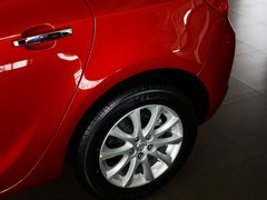 2013款 XT 1.6L 自动 时尚型