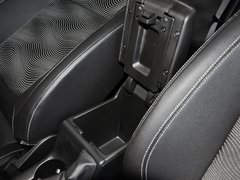 2013款 XT 1.6L 自动 时尚型