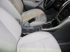 2013款 XT 1.6L 自动 时尚型