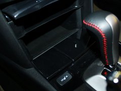 2013款 2.4L 自动 PE