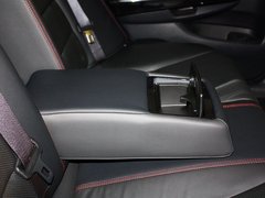 2013款 2.4L 自动 PE