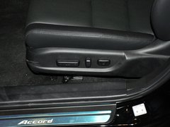2013款 2.4L 自动 PE