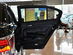 2013款 2.4L 自动 PE