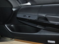 2013款 2.4L 自动 PE