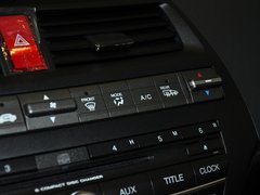 2013款 2.4L 自动 PE