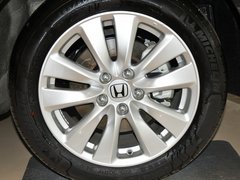 2013款 2.4L 自动 PE