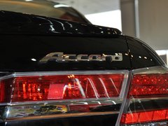 雅阁 2013款 2.4L 自动 PE
