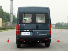 2012款 3.0T 手动 长轴高顶领尊版