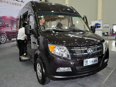 2012款 3.0T 手动 长轴高顶领尊版