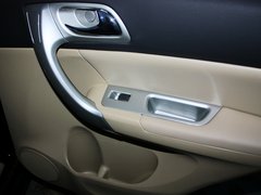 2012款 1.5T 手动 两驱精英型 5座