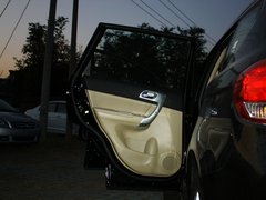 2012款 1.5T 手动 两驱精英型 5座