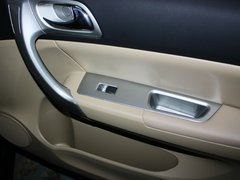 2012款 1.5T 手动 两驱精英型 5座