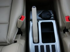 2012款 1.5T 手动 两驱精英型 5座