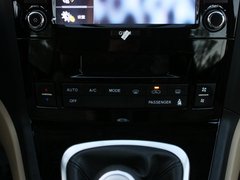 2012款 1.5T 手动 两驱精英型 5座
