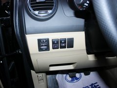 2012款 1.5T 手动 两驱精英型 5座