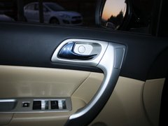 2012款 1.5T 手动 两驱精英型 5座