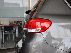 2012款 1.5T 手动 两驱精英型 5座
