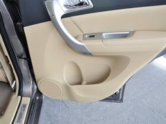 2012款 1.5T 手动 两驱精英型 5座